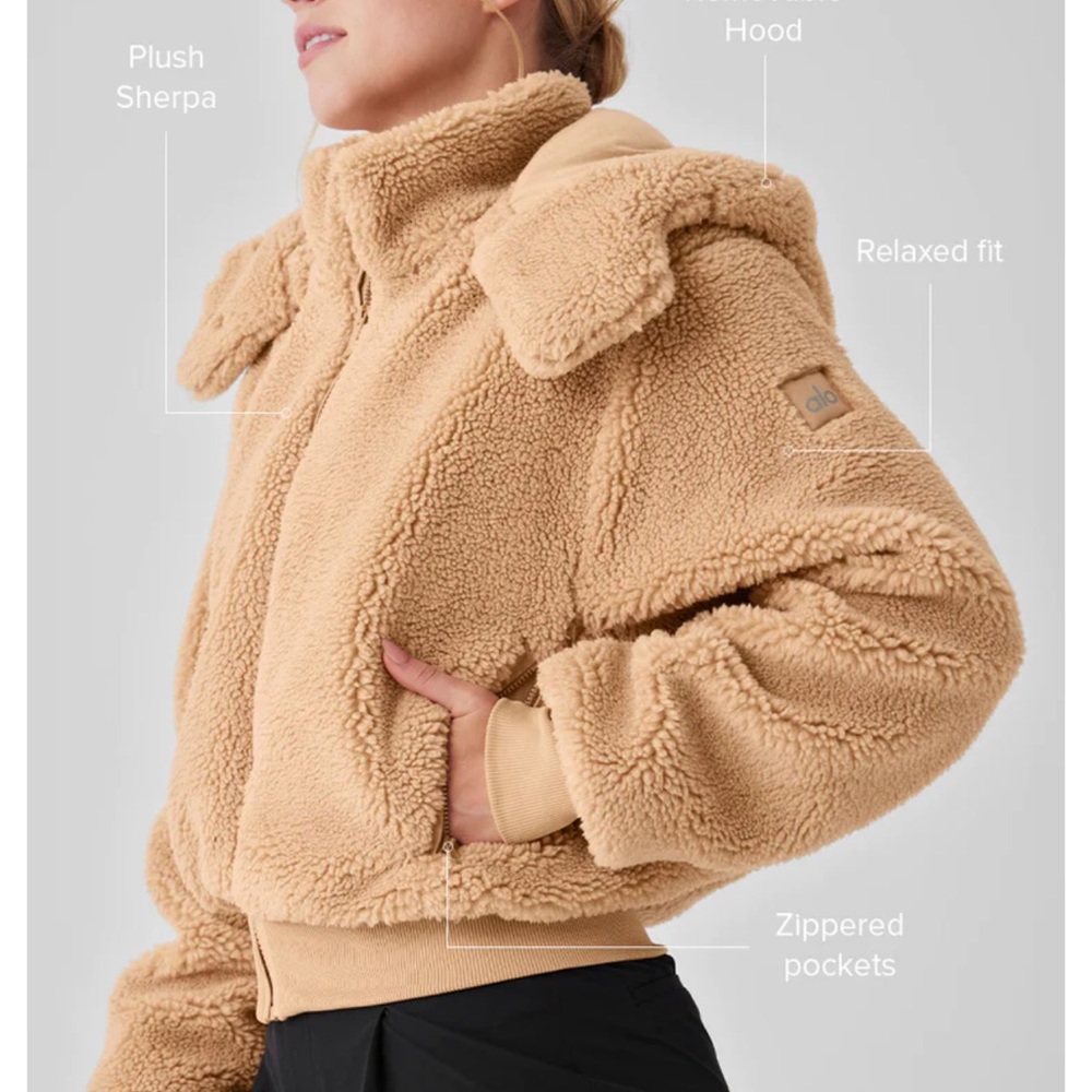 Alo Foxy Sherpa Jacket - Camel - Small